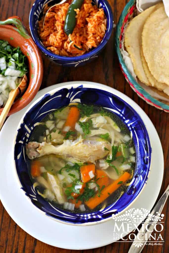 caldo de pollo | recetas mexicanas